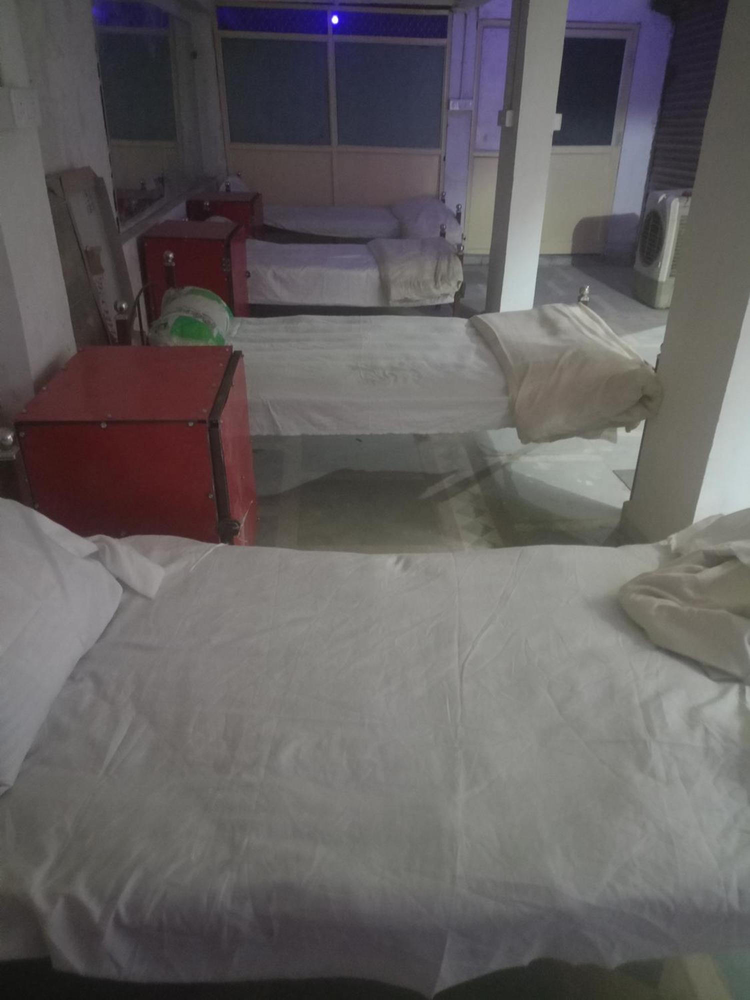 Blue Stone Dormitory Bhopal Extérieur photo